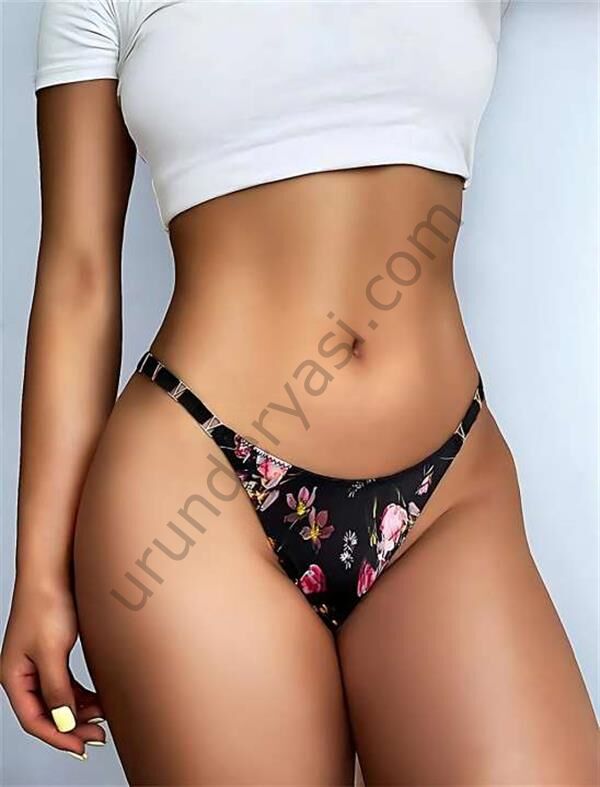 Arias Closet Sİyah Üstüne Çiçek Desenli Fantezi String Tanga