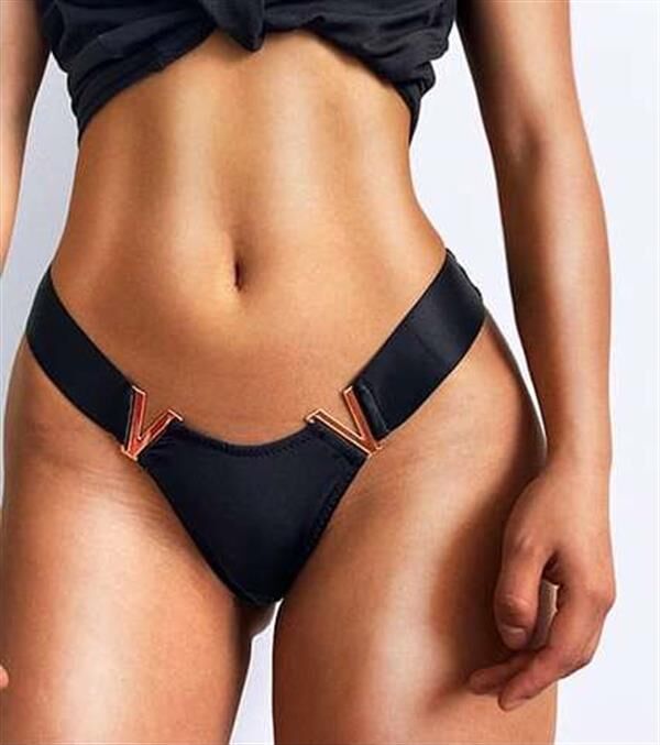 Arias Closet Siyah V Metal Aksesuarlı Fantezi String Tanga