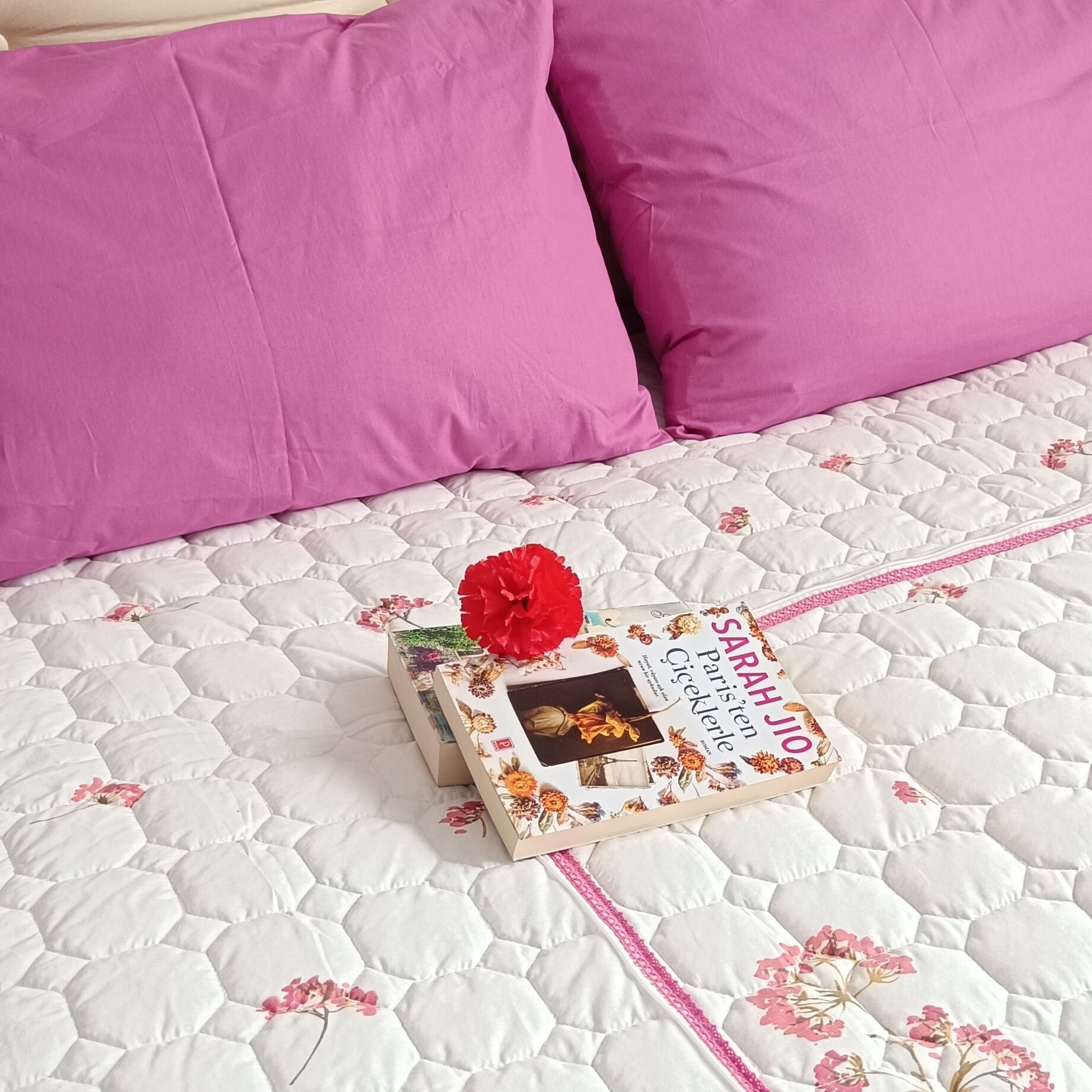 Tek kişilik Tost Kapitone Pike (Sürpriz Yastık)